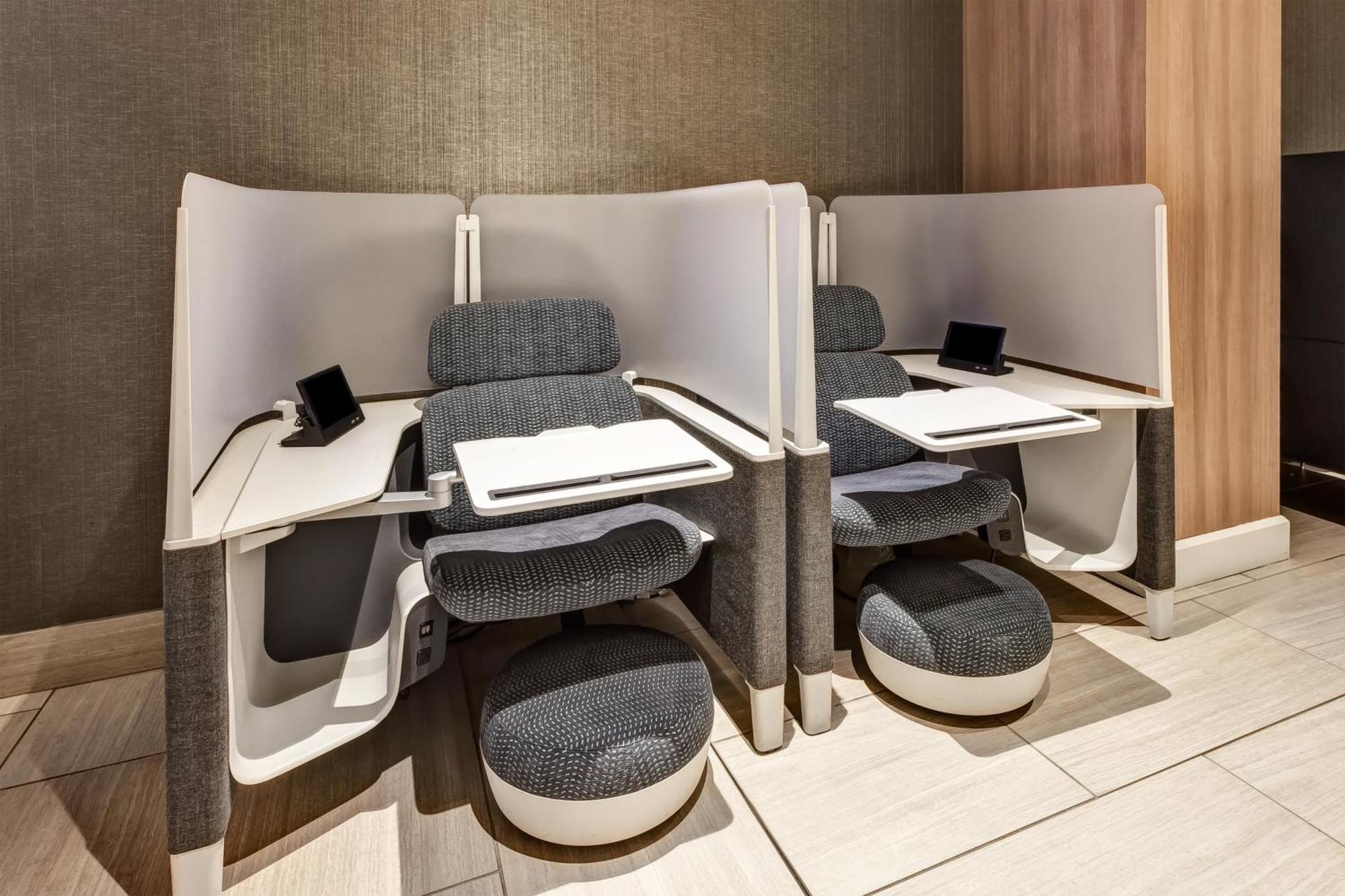 Hotel Crowne Plaza Dulles Airport By Ihg Herndon Exterior foto