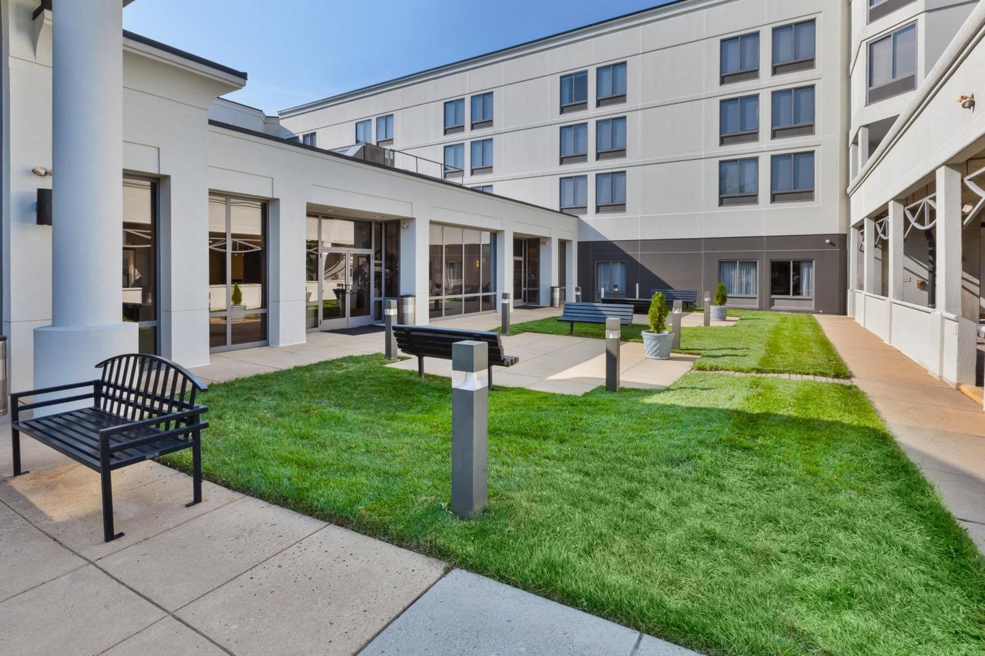 Hotel Crowne Plaza Dulles Airport By Ihg Herndon Exterior foto