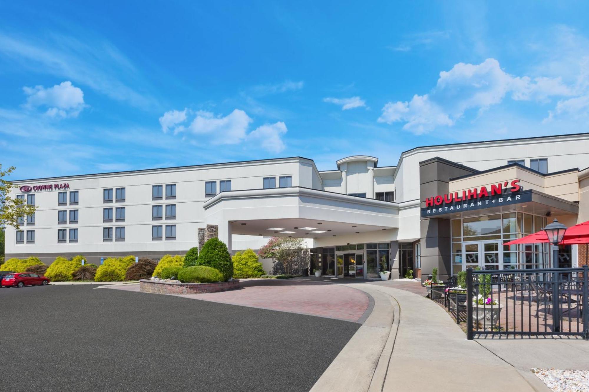 Hotel Crowne Plaza Dulles Airport By Ihg Herndon Exterior foto